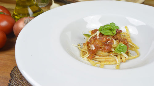 Pasta al pomodoro e basilico